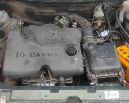 Зеленый ВАЗ 2110, объемом двигателя 1.6 л и пробегом 232 тыс. км за 1800 $, фото 6 на Automoto.ua