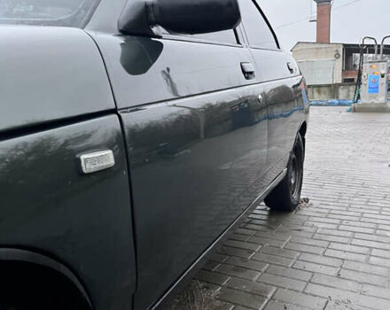 Зеленый ВАЗ 2110, объемом двигателя 1.6 л и пробегом 280 тыс. км за 2200 $, фото 3 на Automoto.ua