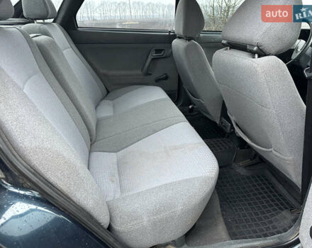 Зеленый ВАЗ 2110, объемом двигателя 1.6 л и пробегом 180 тыс. км за 2650 $, фото 24 на Automoto.ua