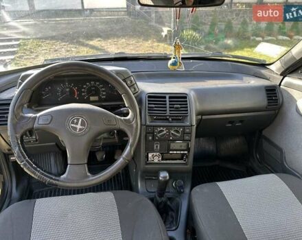 Зелений ВАЗ 2110, об'ємом двигуна 1.5 л та пробігом 364 тис. км за 1900 $, фото 7 на Automoto.ua