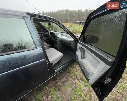 Зелений ВАЗ 2110, об'ємом двигуна 1.6 л та пробігом 148 тис. км за 1850 $, фото 10 на Automoto.ua