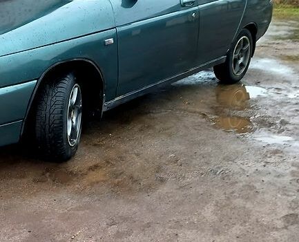 Зеленый ВАЗ 2110, объемом двигателя 1.6 л и пробегом 200 тыс. км за 2200 $, фото 5 на Automoto.ua