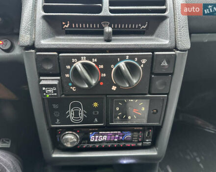 Зелений ВАЗ 2110, об'ємом двигуна 1.6 л та пробігом 99 тис. км за 1999 $, фото 23 на Automoto.ua