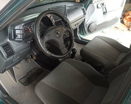Зелений ВАЗ 2110, об'ємом двигуна 1.6 л та пробігом 58 тис. км за 3300 $, фото 11 на Automoto.ua
