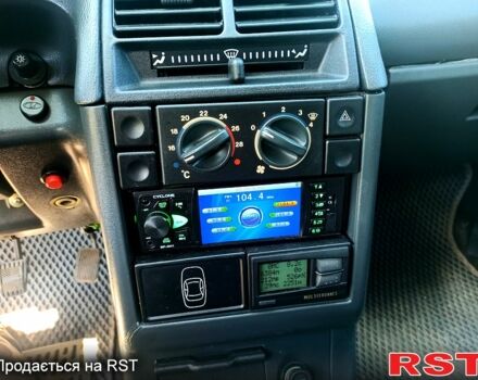 Зеленый ВАЗ 2110, объемом двигателя 1.6 л и пробегом 0 тыс. км за 3500 $, фото 7 на Automoto.ua