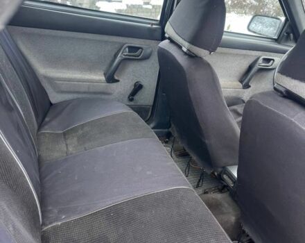 Зеленый ВАЗ 2110, объемом двигателя 1.6 л и пробегом 255 тыс. км за 1100 $, фото 2 на Automoto.ua