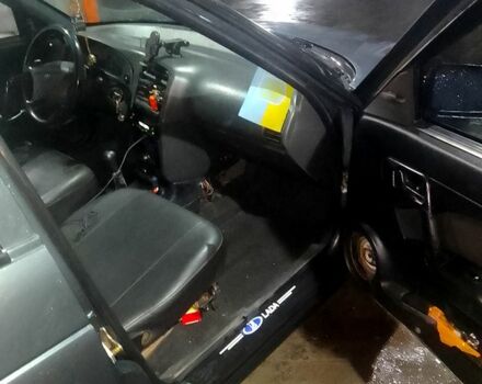 Зелений ВАЗ 2110, об'ємом двигуна 1.6 л та пробігом 252 тис. км за 1950 $, фото 3 на Automoto.ua