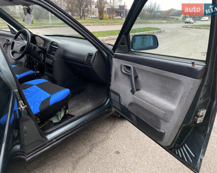 Зелений ВАЗ 2110, об'ємом двигуна 1.6 л та пробігом 152 тис. км за 2700 $, фото 20 на Automoto.ua