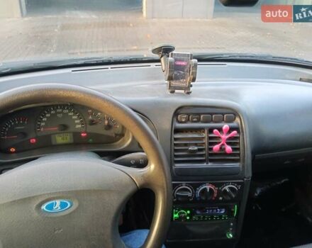 Зелений ВАЗ 2110, об'ємом двигуна 1.6 л та пробігом 197 тис. км за 2450 $, фото 2 на Automoto.ua