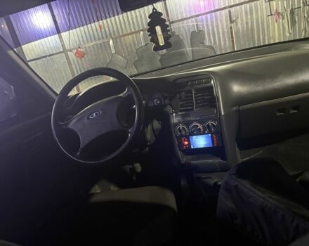 Зеленый ВАЗ 2110, объемом двигателя 1.6 л и пробегом 180 тыс. км за 2100 $, фото 9 на Automoto.ua