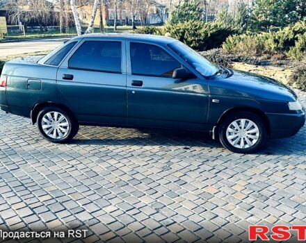 Зеленый ВАЗ 2110, объемом двигателя 1.6 л и пробегом 196 тыс. км за 2999 $, фото 2 на Automoto.ua