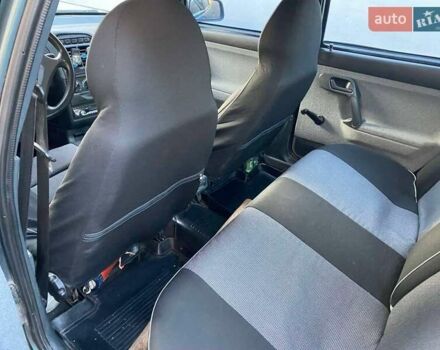 Зеленый ВАЗ 2110, объемом двигателя 1.6 л и пробегом 104 тыс. км за 3400 $, фото 7 на Automoto.ua