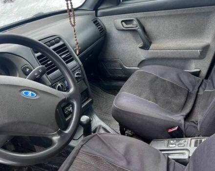 Зеленый ВАЗ 2110, объемом двигателя 1.6 л и пробегом 255 тыс. км за 1100 $, фото 1 на Automoto.ua