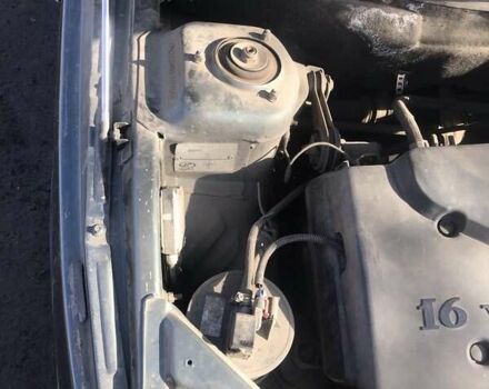 Зелений ВАЗ 2110, об'ємом двигуна 1.6 л та пробігом 202 тис. км за 2450 $, фото 3 на Automoto.ua
