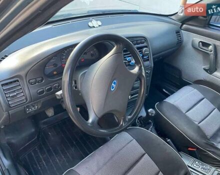 Зеленый ВАЗ 2110, объемом двигателя 1.6 л и пробегом 104 тыс. км за 3400 $, фото 5 на Automoto.ua