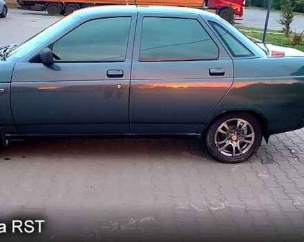 Зеленый ВАЗ 2110, объемом двигателя 1.6 л и пробегом 267 тыс. км за 2400 $, фото 1 на Automoto.ua