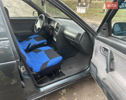 Зеленый ВАЗ 2110, объемом двигателя 1.6 л и пробегом 151 тыс. км за 2050 $, фото 9 на Automoto.ua