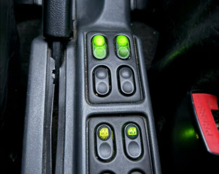 Зелений ВАЗ 2110, об'ємом двигуна 1.6 л та пробігом 200 тис. км за 1900 $, фото 20 на Automoto.ua