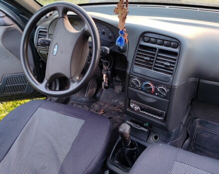 ВАЗ 2110 2008 у Шишаках на Automoto.ua Зелений ВАЗ 2110, об'ємом двигуна 1.6 л та пробігом 154 тис. км за 2100 $, фото 12 на Automoto.ua