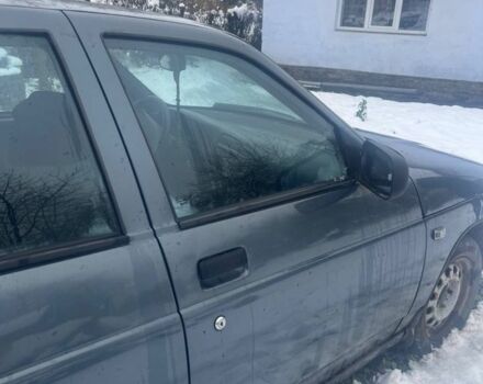 Зеленый ВАЗ 2110, объемом двигателя 1.6 л и пробегом 255 тыс. км за 1100 $, фото 3 на Automoto.ua