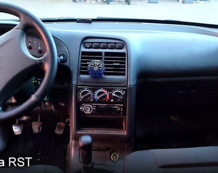 Зеленый ВАЗ 2110, объемом двигателя 1.6 л и пробегом 267 тыс. км за 2400 $, фото 5 на Automoto.ua