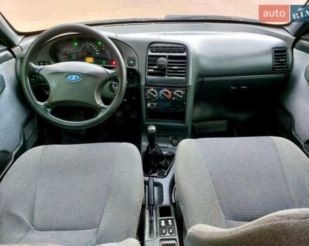 Зелений ВАЗ 2110, об'ємом двигуна 1.6 л та пробігом 197 тис. км за 2600 $, фото 28 на Automoto.ua