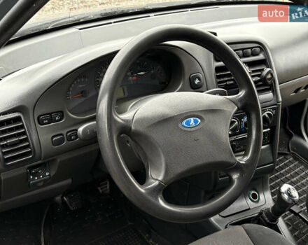 Зеленый ВАЗ 2110, объемом двигателя 1.6 л и пробегом 275 тыс. км за 2750 $, фото 9 на Automoto.ua