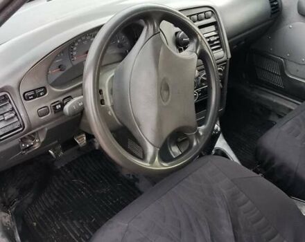 Зеленый ВАЗ 2110, объемом двигателя 1.6 л и пробегом 180 тыс. км за 1900 $, фото 1 на Automoto.ua