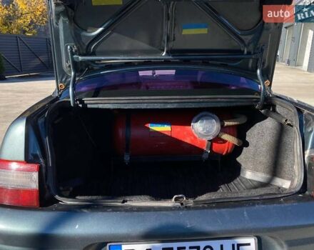 Зеленый ВАЗ 2110, объемом двигателя 1.6 л и пробегом 202 тыс. км за 2500 $, фото 3 на Automoto.ua