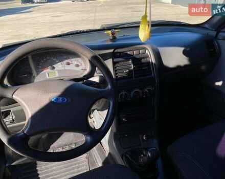 Зеленый ВАЗ 2110, объемом двигателя 1.6 л и пробегом 202 тыс. км за 2500 $, фото 4 на Automoto.ua