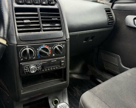 Зеленый ВАЗ 2110, объемом двигателя 1.6 л и пробегом 220 тыс. км за 2500 $, фото 10 на Automoto.ua