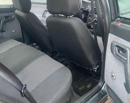 Зелений ВАЗ 2110, об'ємом двигуна 1.6 л та пробігом 177 тис. км за 2100 $, фото 9 на Automoto.ua