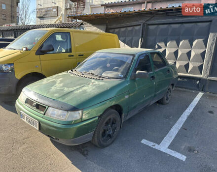 Зеленый ВАЗ 2110, объемом двигателя 1.5 л и пробегом 333 тыс. км за 900 $, фото 1 на Automoto.ua