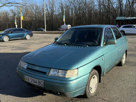 Зеленый ВАЗ 2110, объемом двигателя 1.5 л и пробегом 245 тыс. км за 1350 $, фото 1 на Automoto.ua