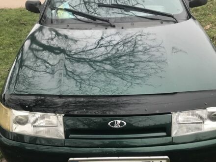 Зеленый ВАЗ 2110, объемом двигателя 1.5 л и пробегом 240 тыс. км за 1250 $, фото 1 на Automoto.ua