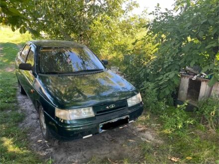Зеленый ВАЗ 2110, объемом двигателя 1.5 л и пробегом 260 тыс. км за 1300 $, фото 1 на Automoto.ua