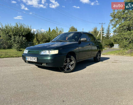 Зеленый ВАЗ 2110, объемом двигателя 1.5 л и пробегом 200 тыс. км за 2000 $, фото 1 на Automoto.ua