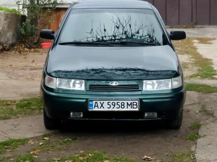 Зеленый ВАЗ 2110, объемом двигателя 1.5 л и пробегом 200 тыс. км за 1750 $, фото 1 на Automoto.ua