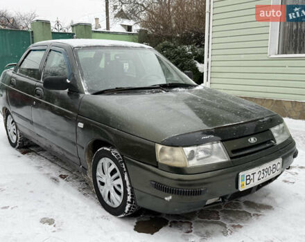 Зеленый ВАЗ 2110, объемом двигателя 1.5 л и пробегом 210 тыс. км за 1349 $, фото 1 на Automoto.ua