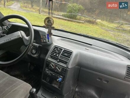 Зеленый ВАЗ 2110, объемом двигателя 1.5 л и пробегом 300 тыс. км за 700 $, фото 1 на Automoto.ua