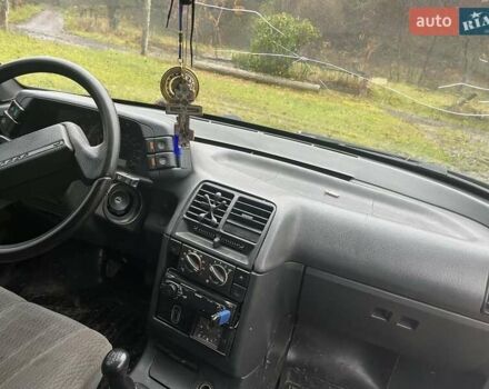 Зеленый ВАЗ 2110, объемом двигателя 1.5 л и пробегом 300 тыс. км за 700 $, фото 1 на Automoto.ua