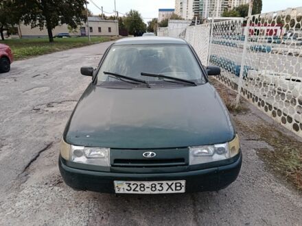 Зеленый ВАЗ 2110, объемом двигателя 1.5 л и пробегом 200 тыс. км за 900 $, фото 1 на Automoto.ua