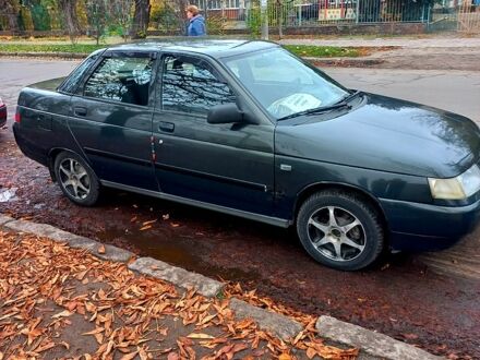 Зеленый ВАЗ 2110, объемом двигателя 1.6 л и пробегом 225 тыс. км за 2250 $, фото 1 на Automoto.ua