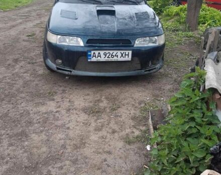 Зеленый ВАЗ 2110, объемом двигателя 1.6 л и пробегом 200 тыс. км за 800 $, фото 1 на Automoto.ua