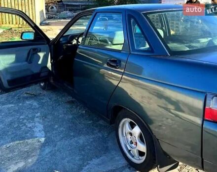 Зеленый ВАЗ 2110, объемом двигателя 1.6 л и пробегом 198 тыс. км за 2100 $, фото 1 на Automoto.ua