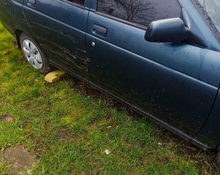 Зеленый ВАЗ 2110, объемом двигателя 1.6 л и пробегом 196 тыс. км за 1000 $, фото 1 на Automoto.ua