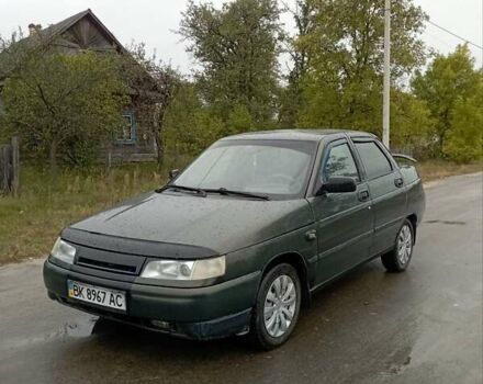 Зеленый ВАЗ 2110, объемом двигателя 1.6 л и пробегом 180 тыс. км за 1300 $, фото 1 на Automoto.ua