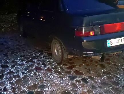 Зеленый ВАЗ 2110, объемом двигателя 1.6 л и пробегом 360 тыс. км за 2200 $, фото 1 на Automoto.ua