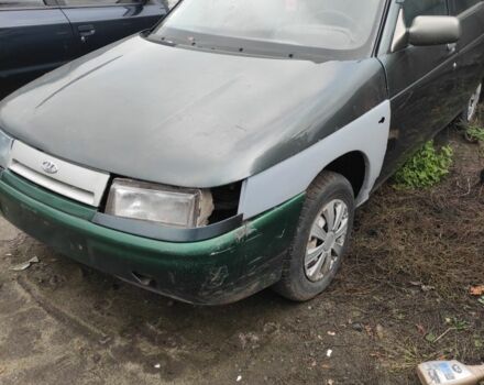 Зеленый ВАЗ 2110, объемом двигателя 1.6 л и пробегом 300 тыс. км за 638 $, фото 1 на Automoto.ua