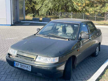 Зеленый ВАЗ 2110, объемом двигателя 1.6 л и пробегом 210 тыс. км за 1550 $, фото 1 на Automoto.ua